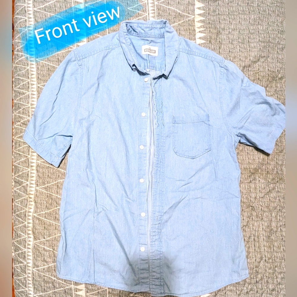 Distillery Apparel, mens med, denim look button up t shirt - EUC